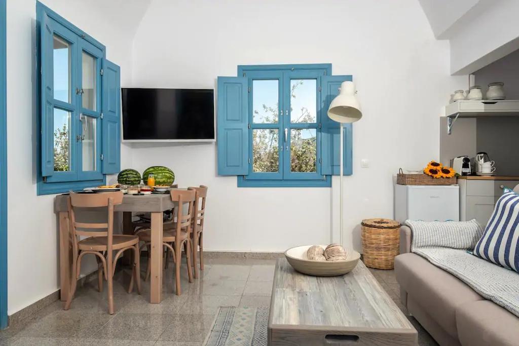 Gtk Santorini Oia Sunset Villas Tholos  المظهر الخارجي الصورة