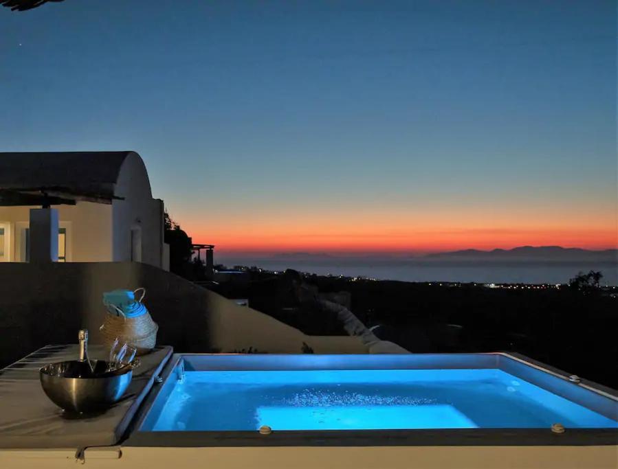 Gtk Santorini Oia Sunset Villas Tholos  المظهر الخارجي الصورة